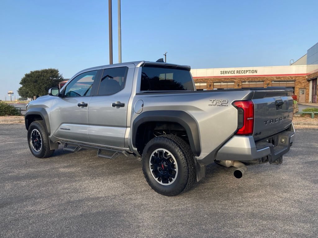 Used 2024 Toyota Tacoma TRD Off-Road AWD/4WD image 7