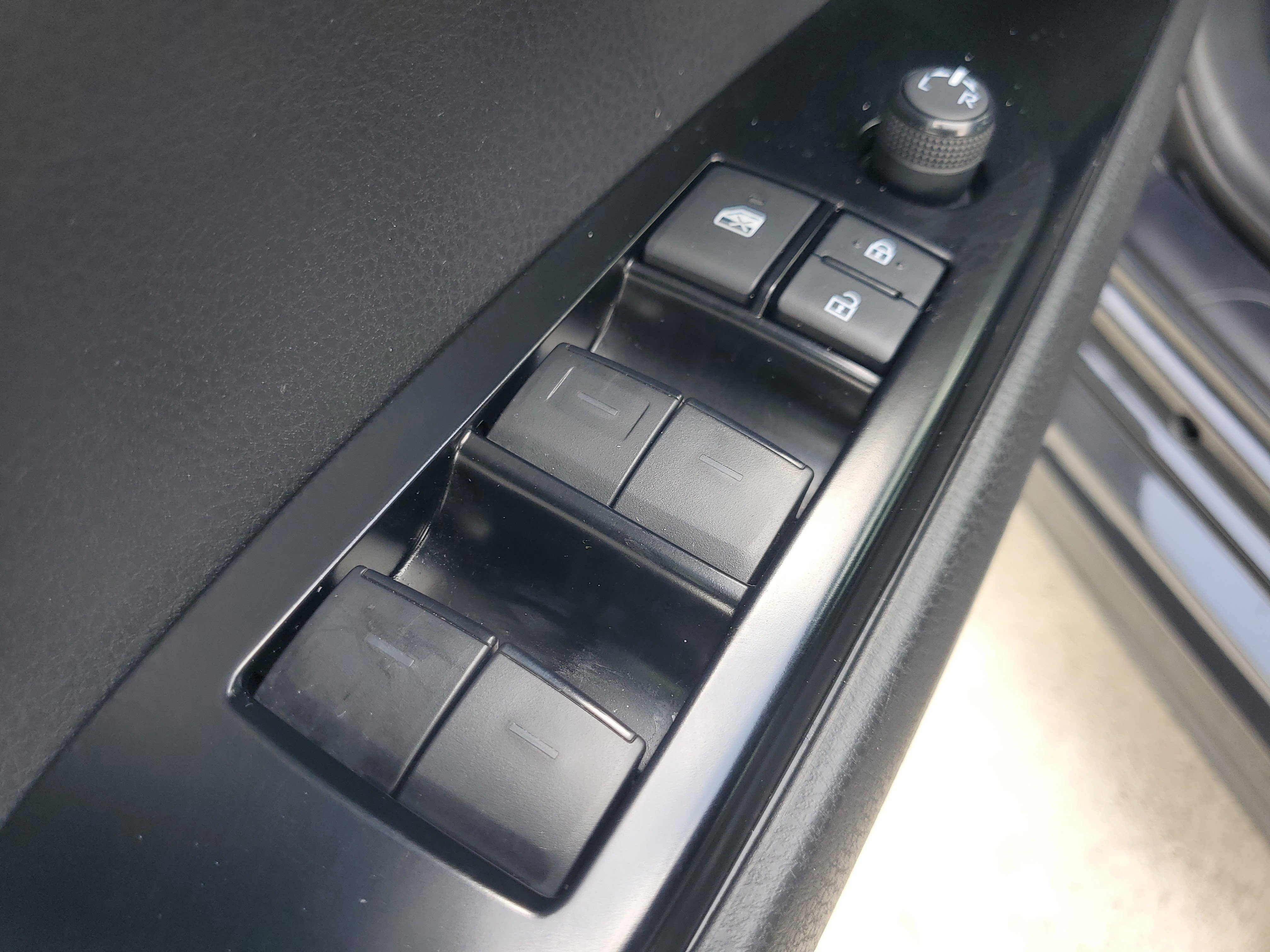 Certified 2025 Toyota Camry SE w/ Multimedia Upgrade Package FWD image 19