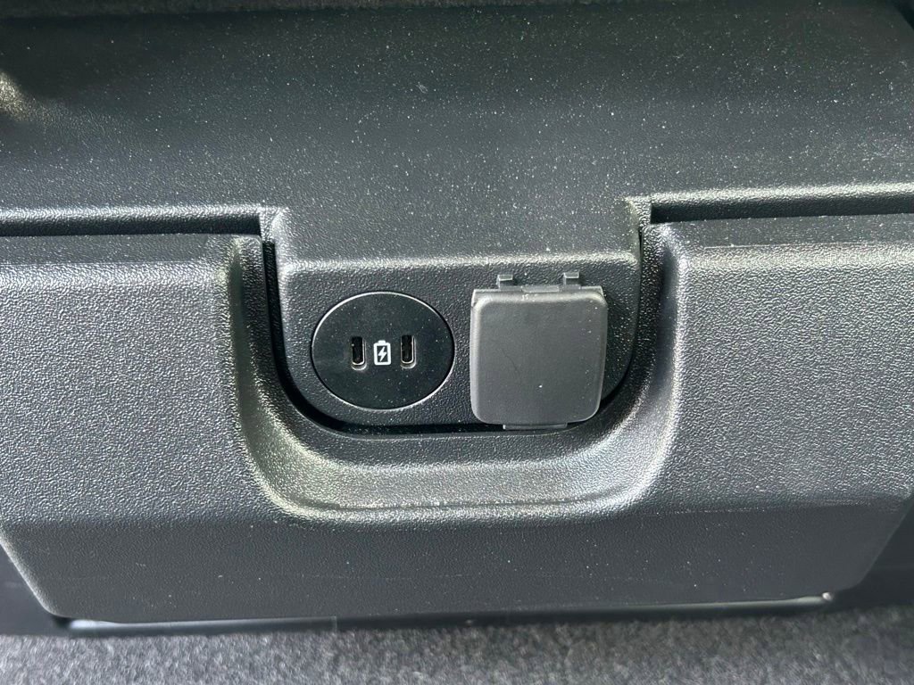 Used 2025 Ford F150 XLT w/ Equipment Group 301A Standard RWD image 58