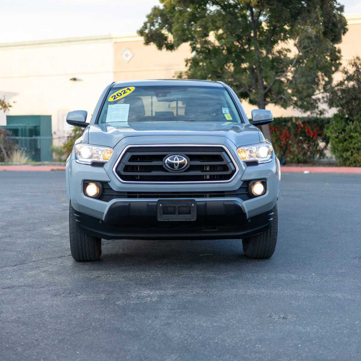 Used 2021 Toyota Tacoma SR5 image 8