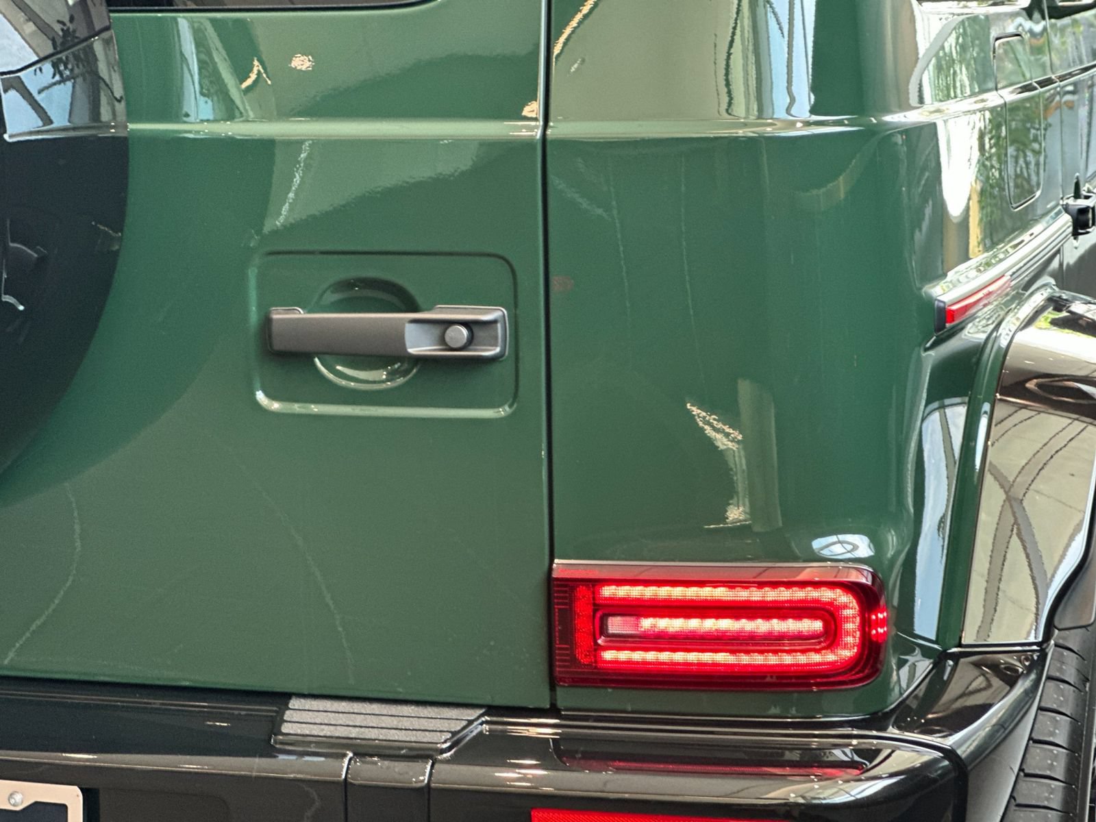 New 2026 Mercedes-Benz G 550 image 32