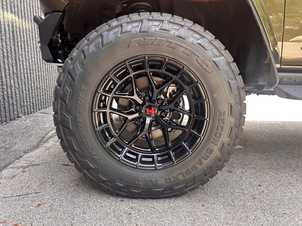 New 2026 Ford Bronco Raptor w/ Interior Carbon Fiber Pack AWD/4WD image 46