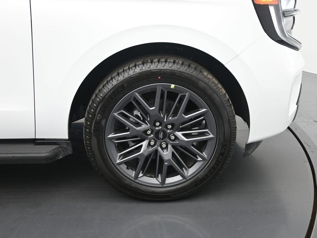 New 2026 Ford Expedition Max Platinum w/ Stealth Appearance Package AWD/4WD image 26