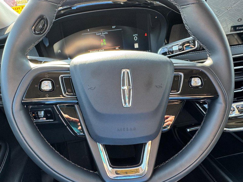 Used 2023 Lincoln Corsair Reserve w/ Towing Package image 20