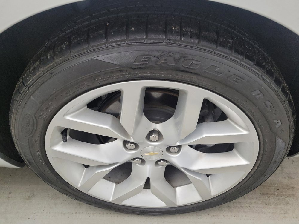Used 2016 Chevrolet Impala LTZ FWD image 31