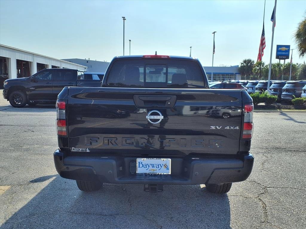 Used 2022 Nissan Frontier SV image 22