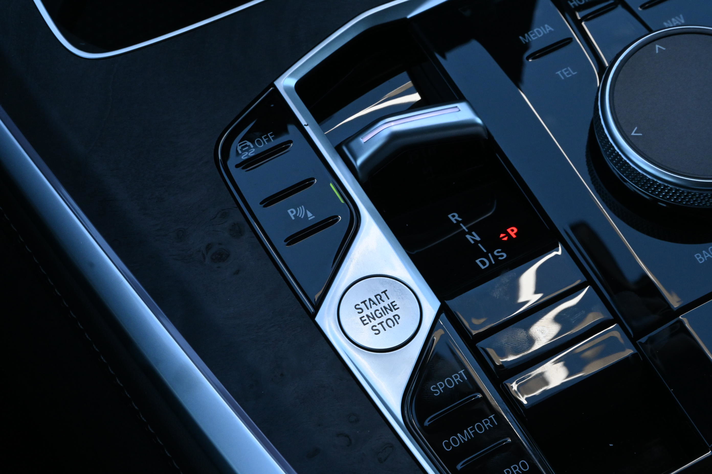 New 2026 BMW X5 xDrive40i AWD/4WD image 17