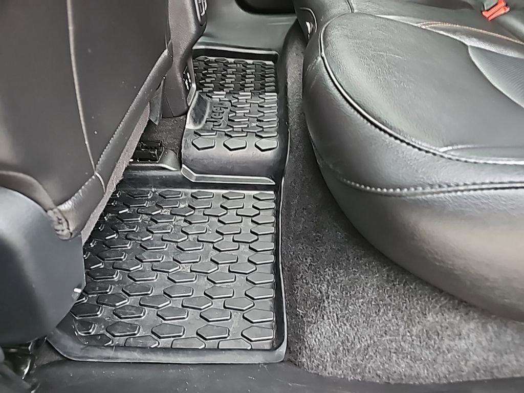 Certified 2019 Jeep Compass Limited w/ Safety & Security Group image 18