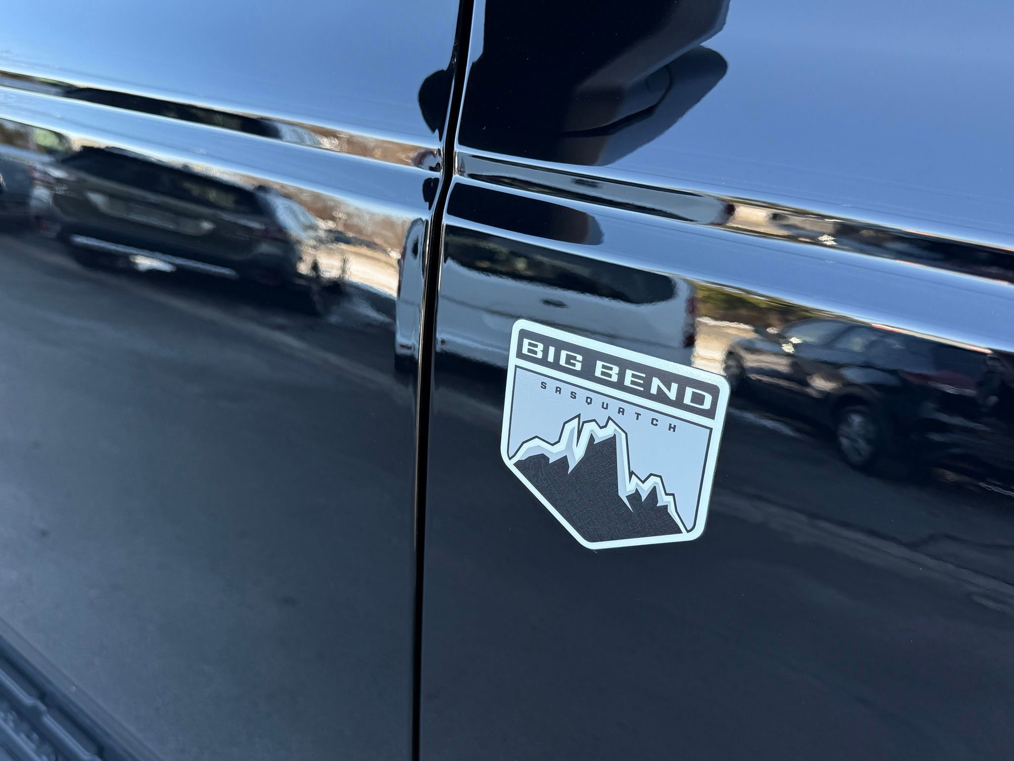 Used 2021 Ford Bronco Big Bend w/ Sasquatch Package image 12