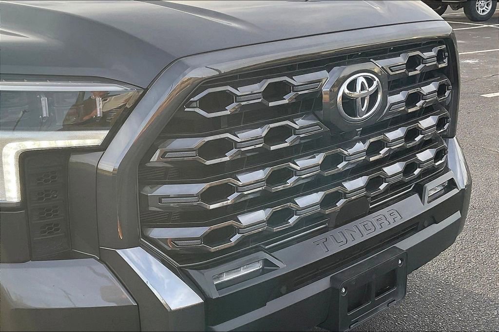 Used 2022 Toyota Tundra Platinum image 32