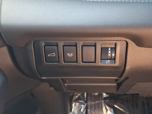 Certified 2025 Subaru Ascent Limited AWD/4WD image 26