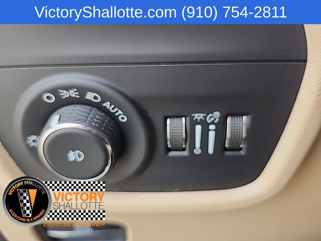 Certified 2021 Jeep Grand Cherokee L Limited AWD/4WD image 12