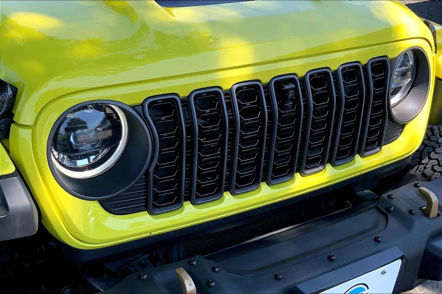 Used 2024 Jeep Wrangler Unlimited Rubicon 392 AWD/4WD image 26