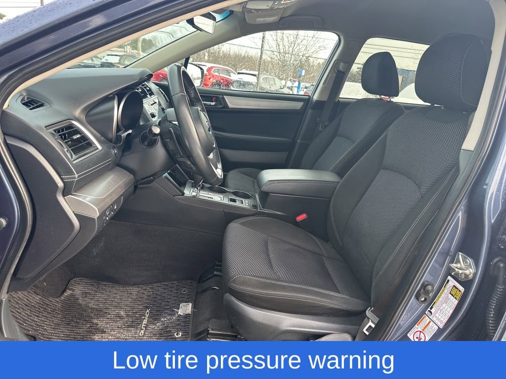 Used 2018 Subaru Outback 2.5i Premium image 12