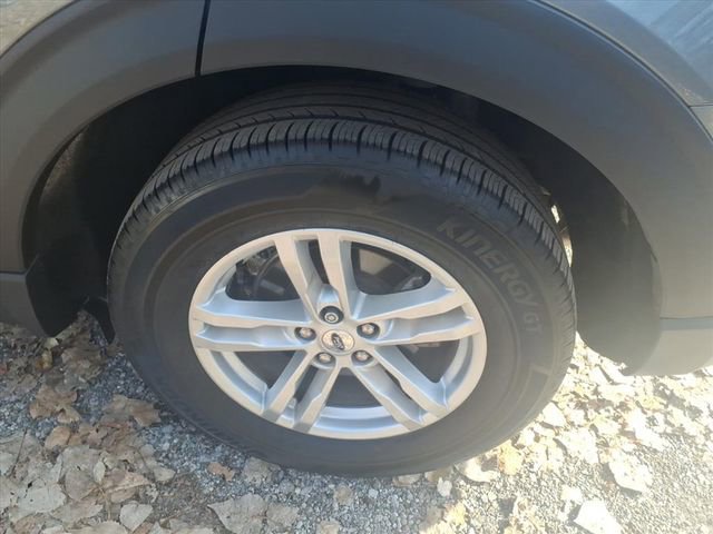 Certified 2023 Ford Explorer XLT image 10