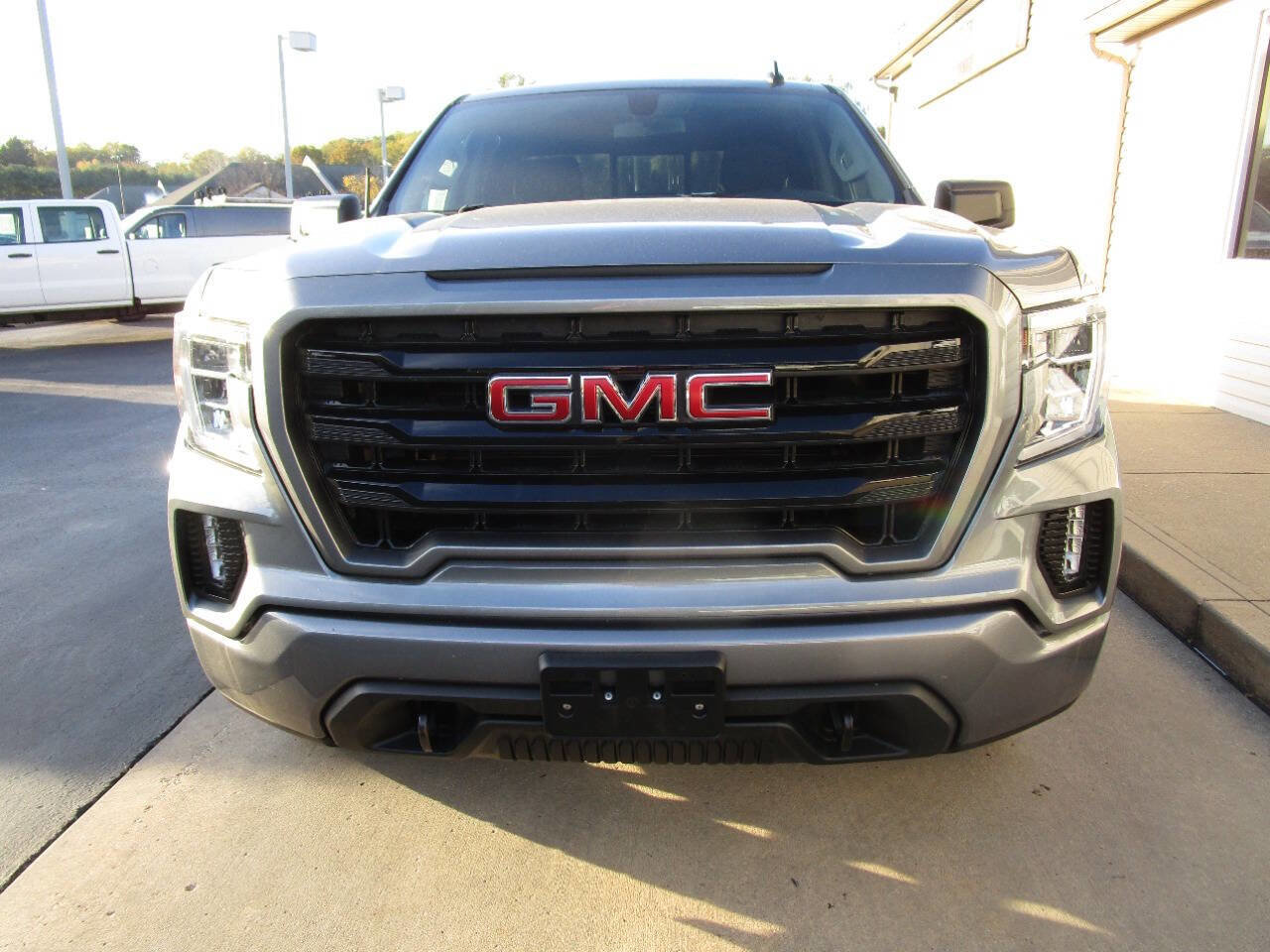Used 2020 GMC Sierra 1500 Elevation w/ Elevation Value Package image 3