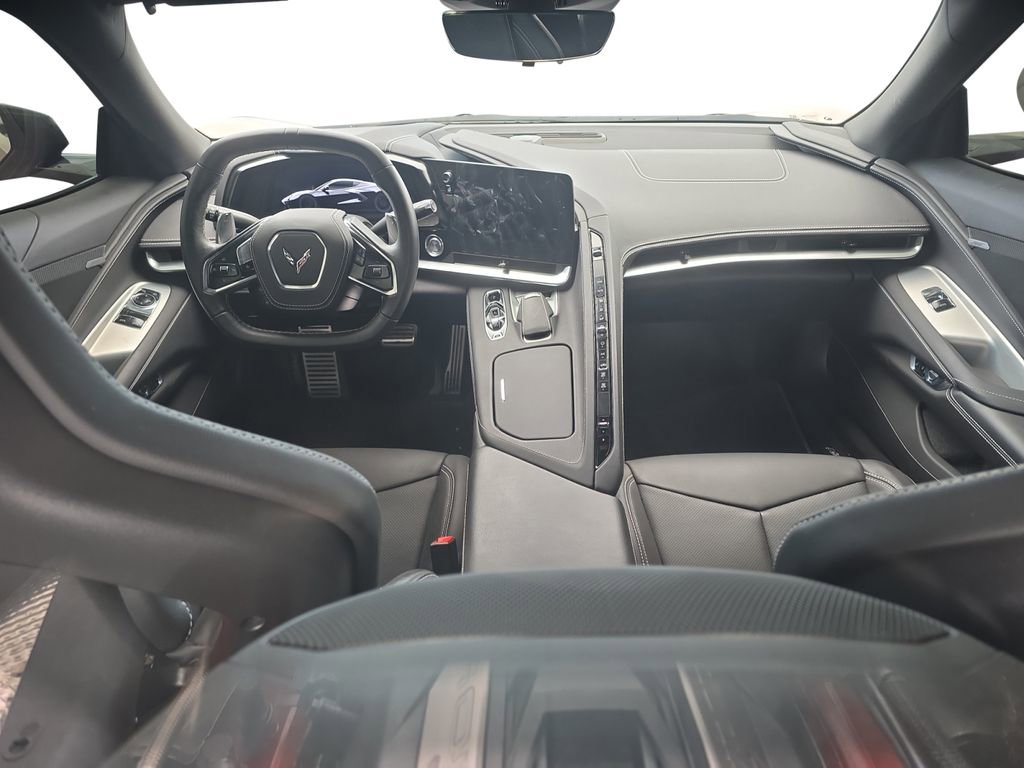 Used 2025 Chevrolet Corvette Stingray Coupe w/ 1LT image 11