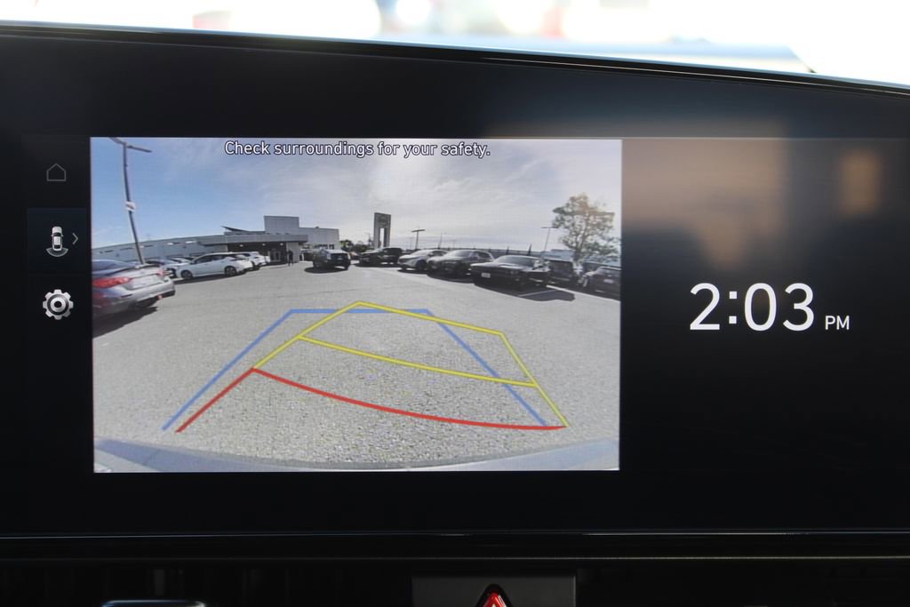 Used 2025 Hyundai Elantra SEL image 25