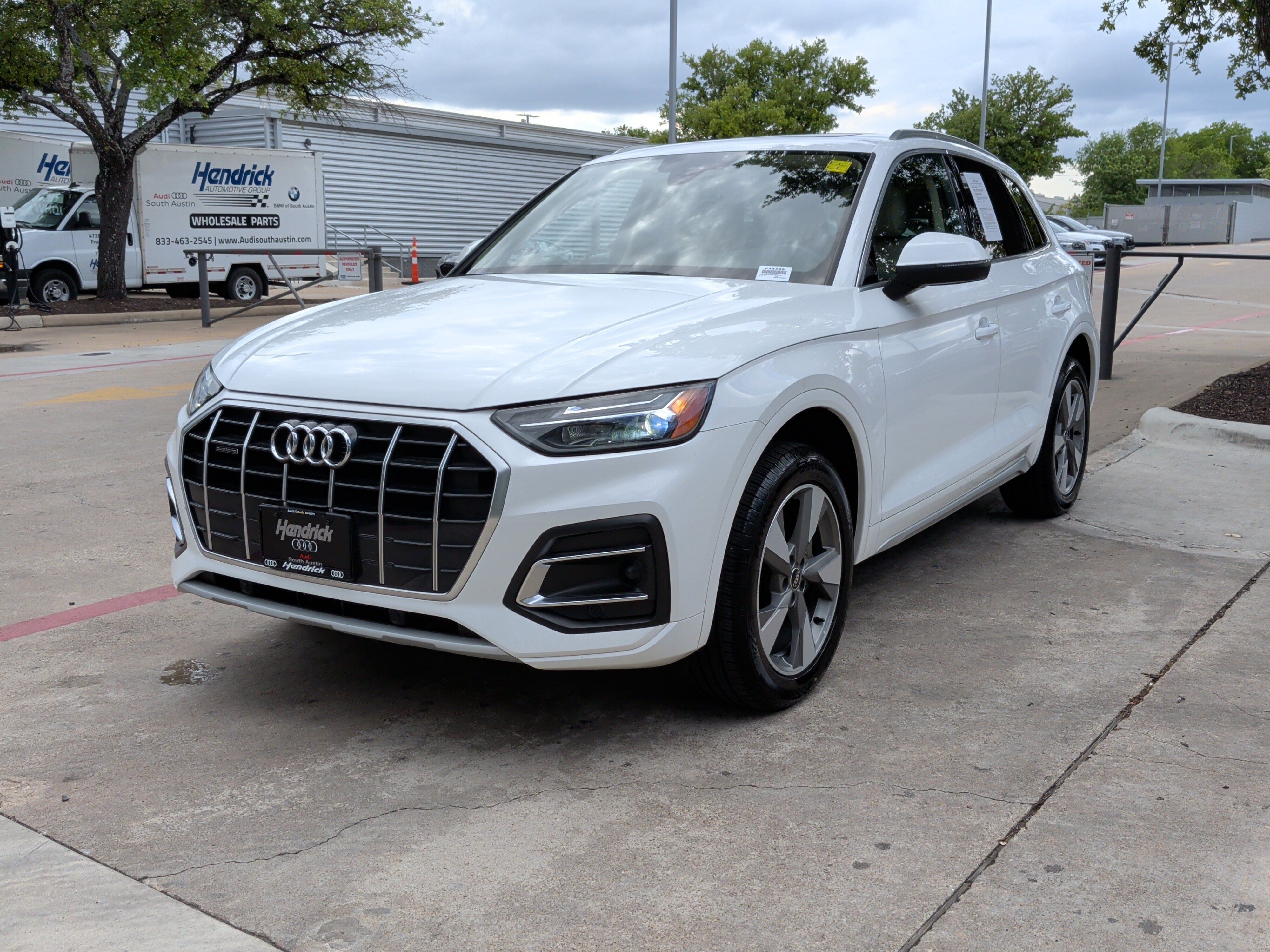Certified 2023 Audi Q5 2.0T Premium w/ Convenience Package image 5