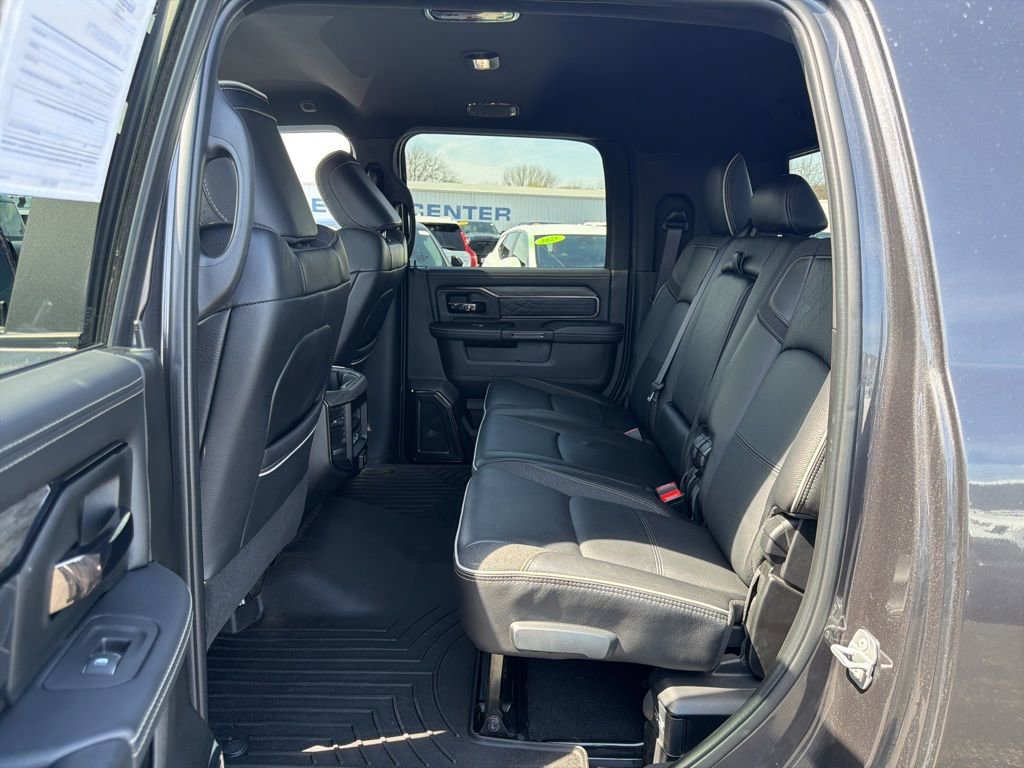 Used 2025 RAM 2500 Limited AWD/4WD image 24