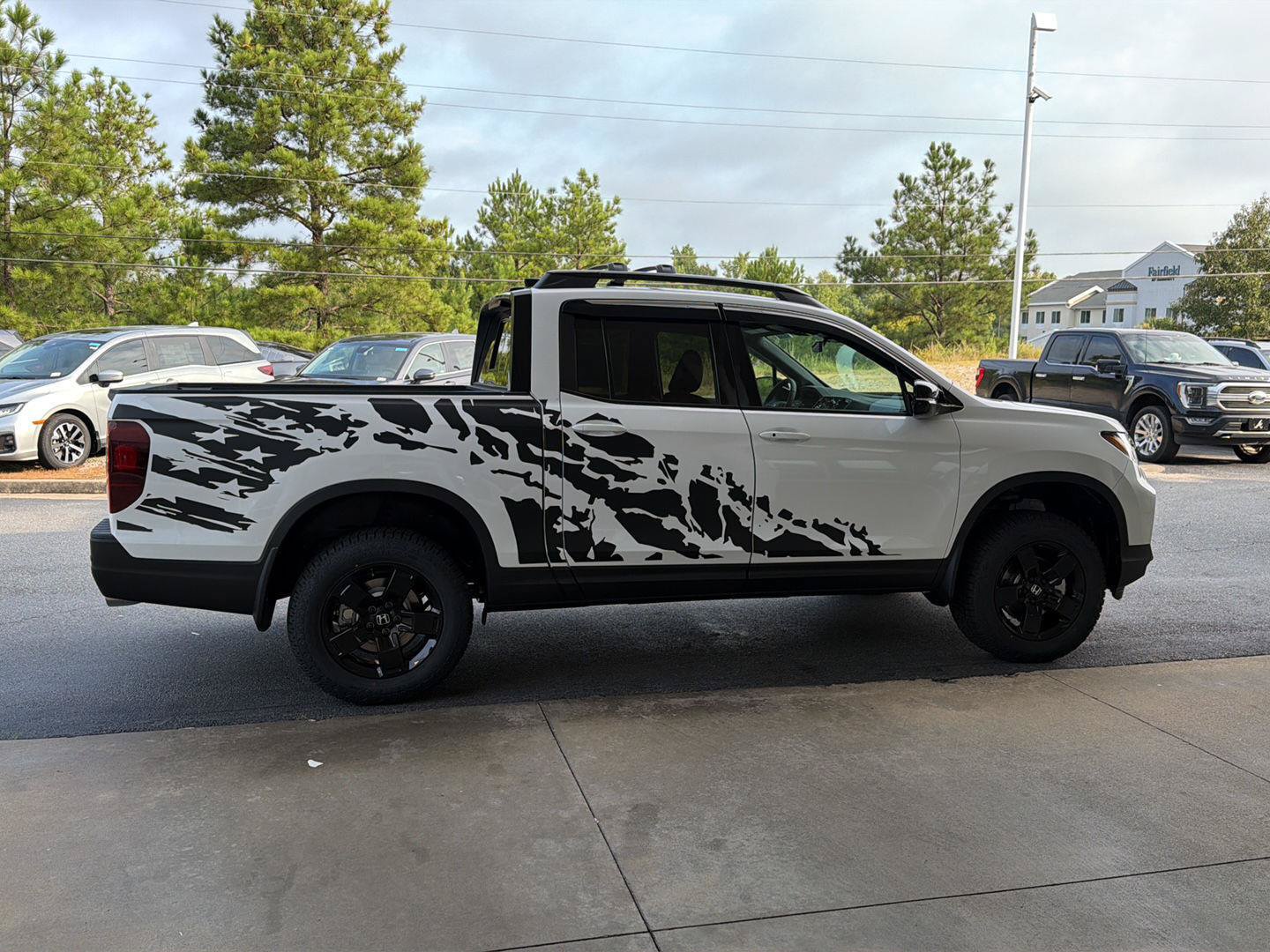 New 2026 Honda Ridgeline Black Edition image 7