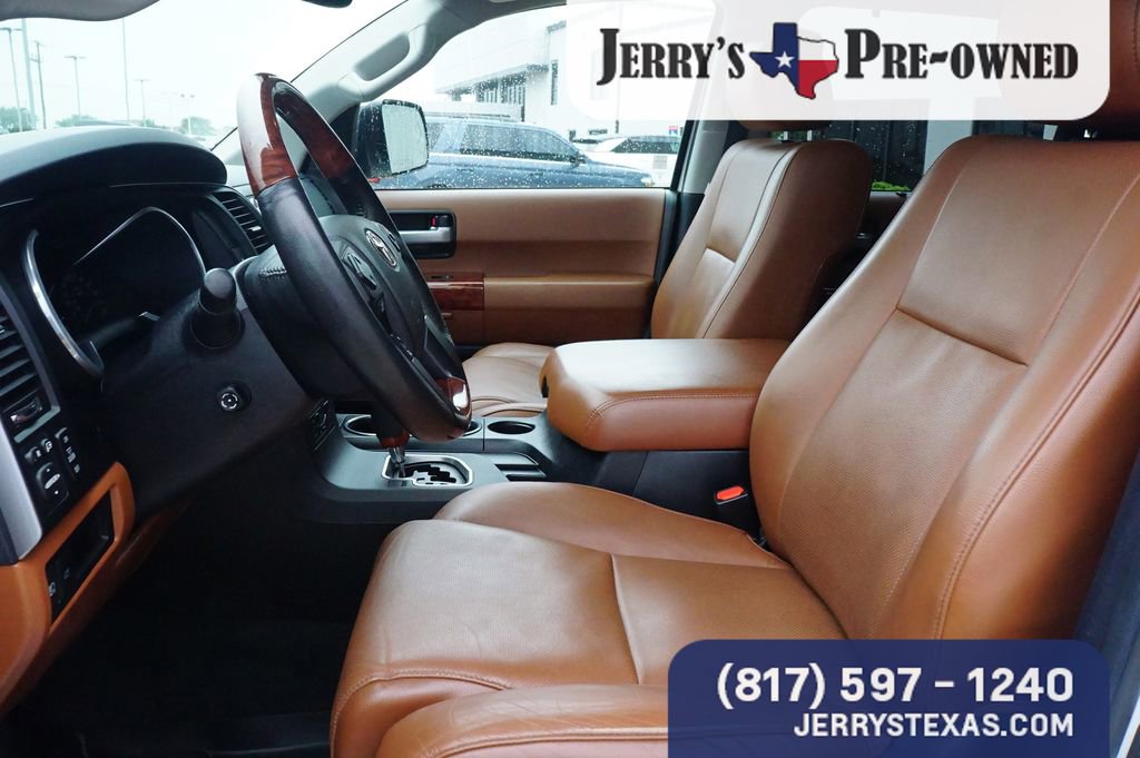 Used 2022 Toyota Sequoia Platinum RWD image 19