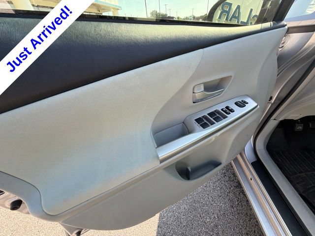 Used 2012 Toyota Prius V Three FWD image 32