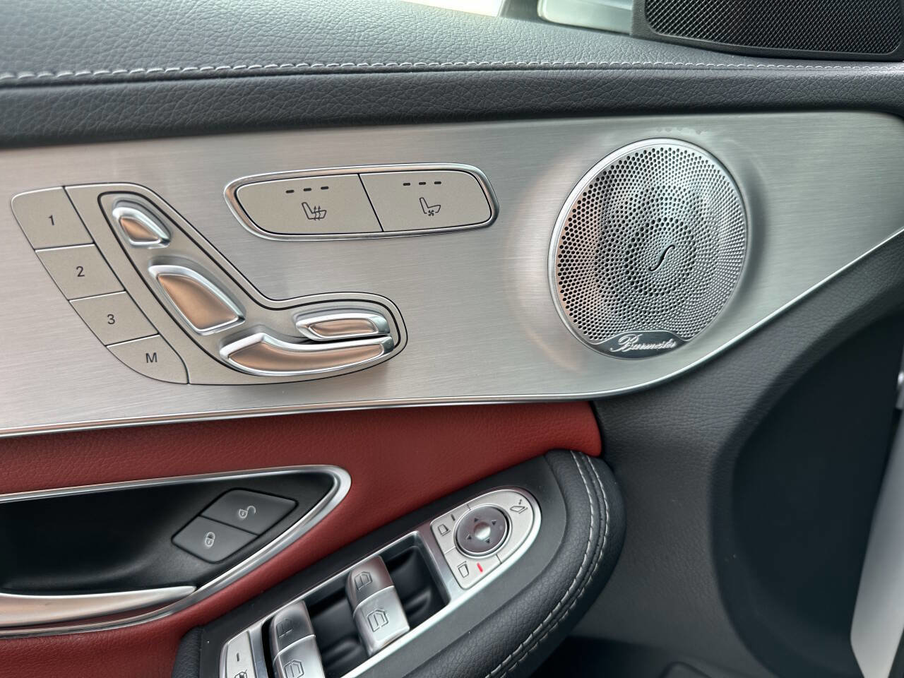 Used 2015 Mercedes-Benz C 300 Sedan image 27
