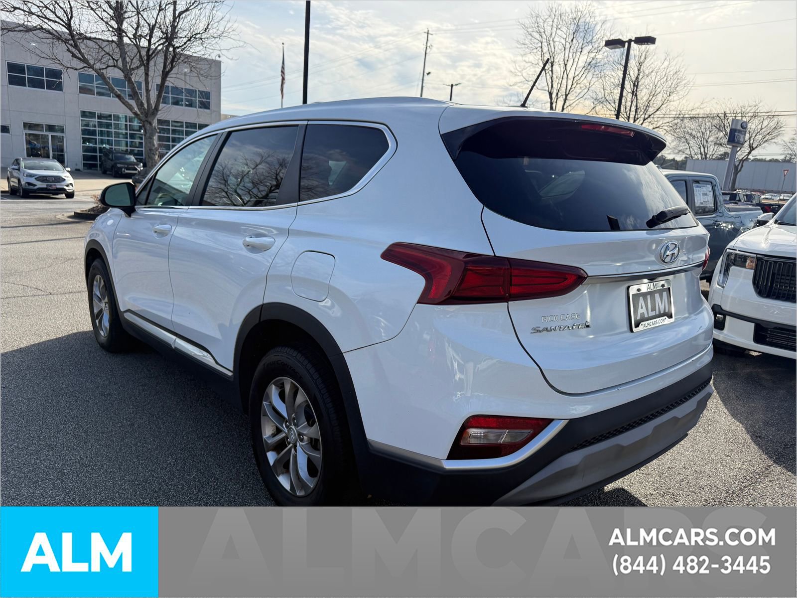 Used 2019 Hyundai Santa Fe SE image 7
