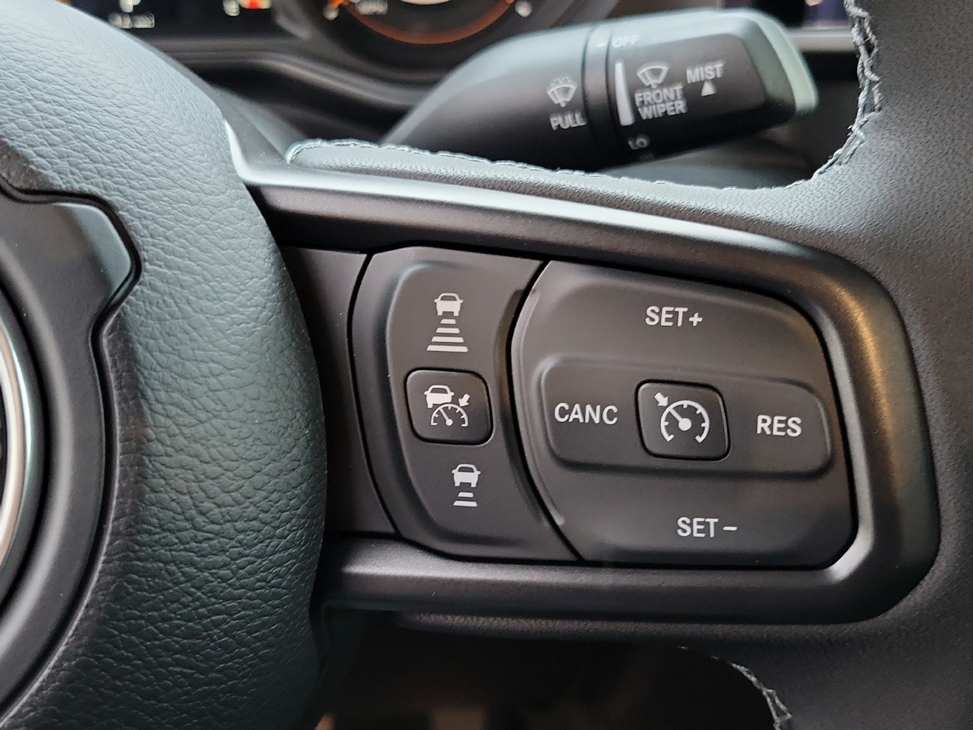 New 2026 Jeep Gladiator Sport AWD/4WD image 8