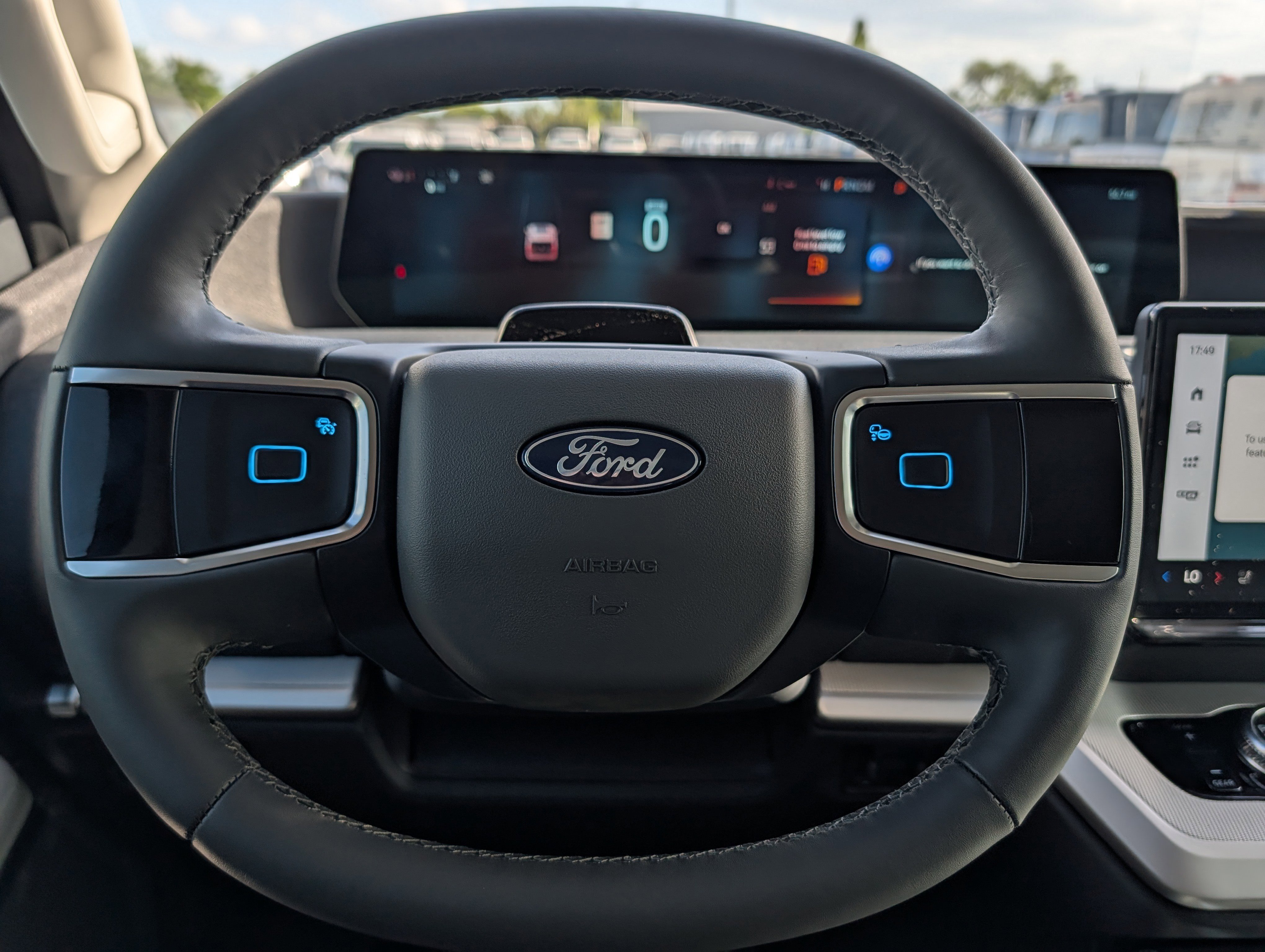 New 2026 Ford Expedition Active image 29