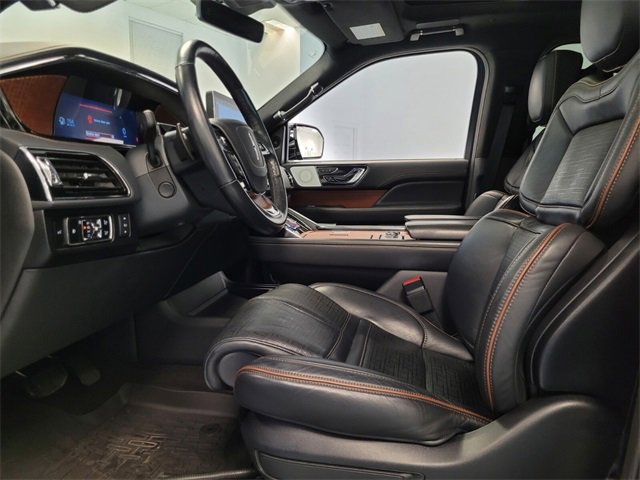 Used 2024 Lincoln Navigator Black Label image 11