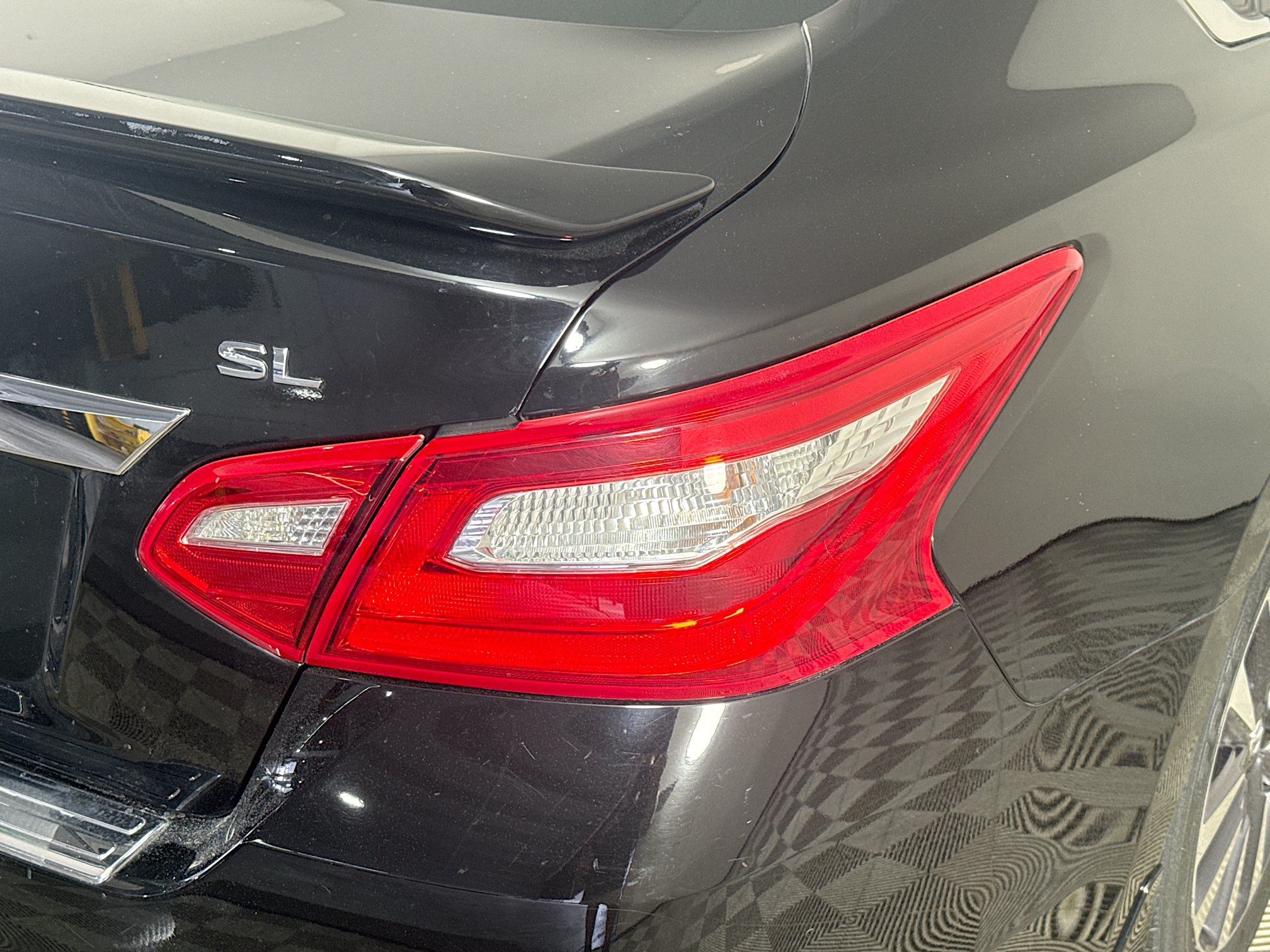 Used 2016 Nissan Altima 2.5 SL w/ Moonroof Package FWD image 34
