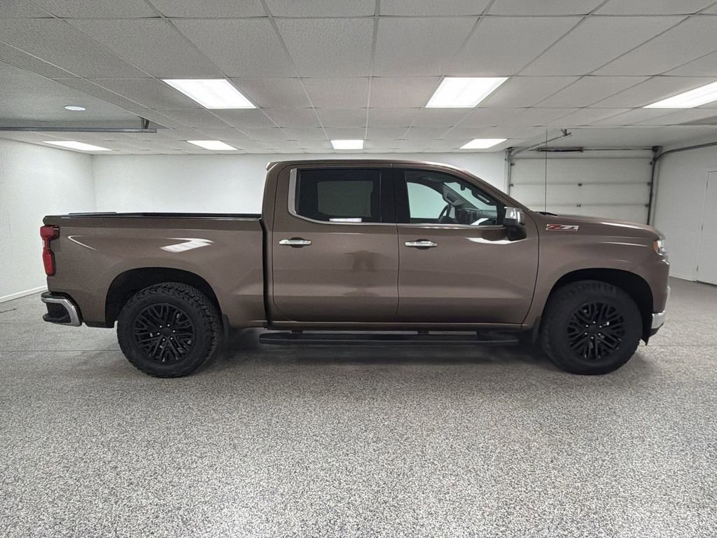 Used 2019 Chevrolet Silverado 1500 LTZ image 9