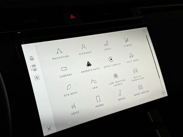 New 2026 Land Rover Range Rover Velar Dynamic SE image 21