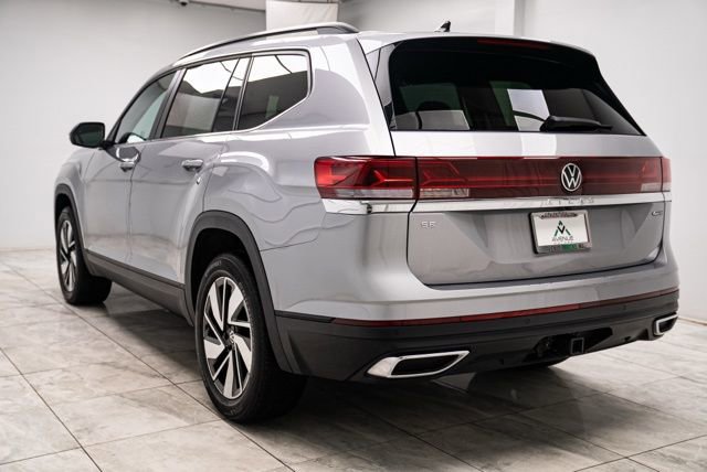 Used 2025 Volkswagen Atlas SE image 7