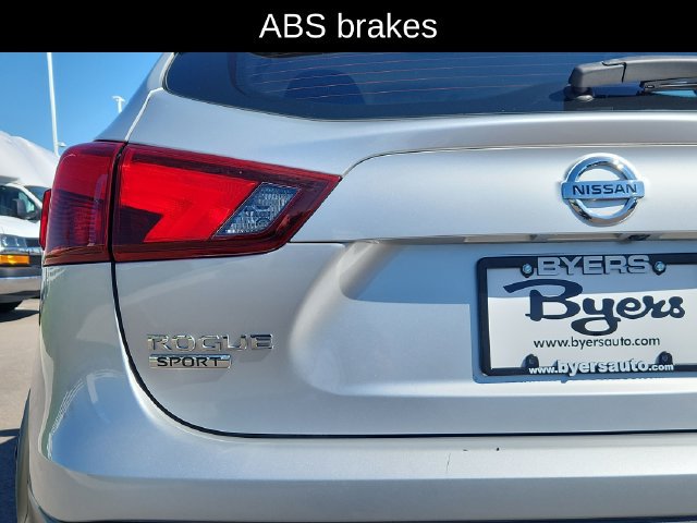 Used 2018 Nissan Rogue Sport S AWD/4WD image 14