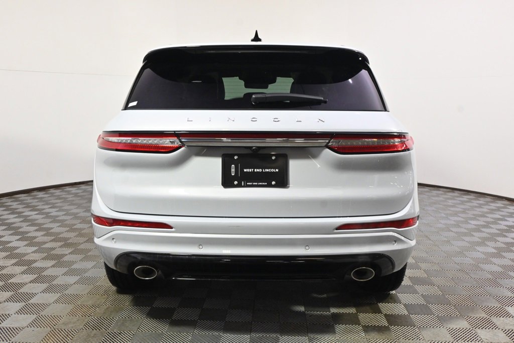 New 2026 Lincoln Corsair Reserve w/ Jet Appearance Package image 5