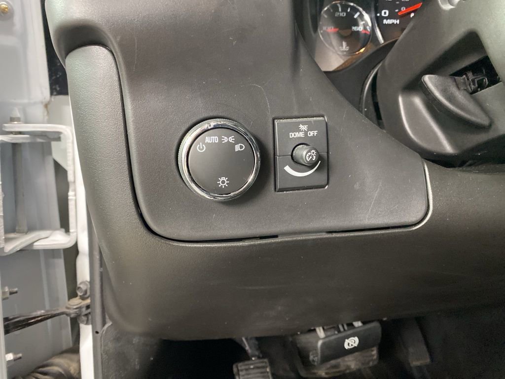 Used 2024 GMC Savana 2500 w/ Driver Convenience Package image 17