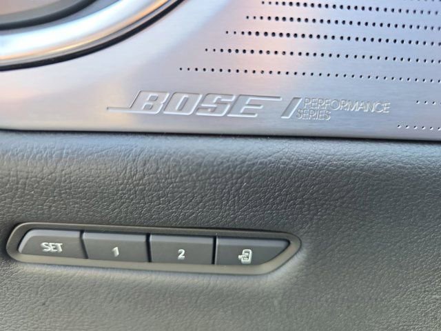 Used 2025 Cadillac XT5 Premium Luxury image 28