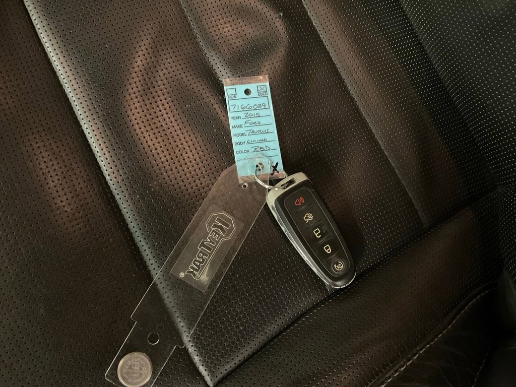 Used 2015 Ford Taurus Limited w/ Equipment Group 301A image 38