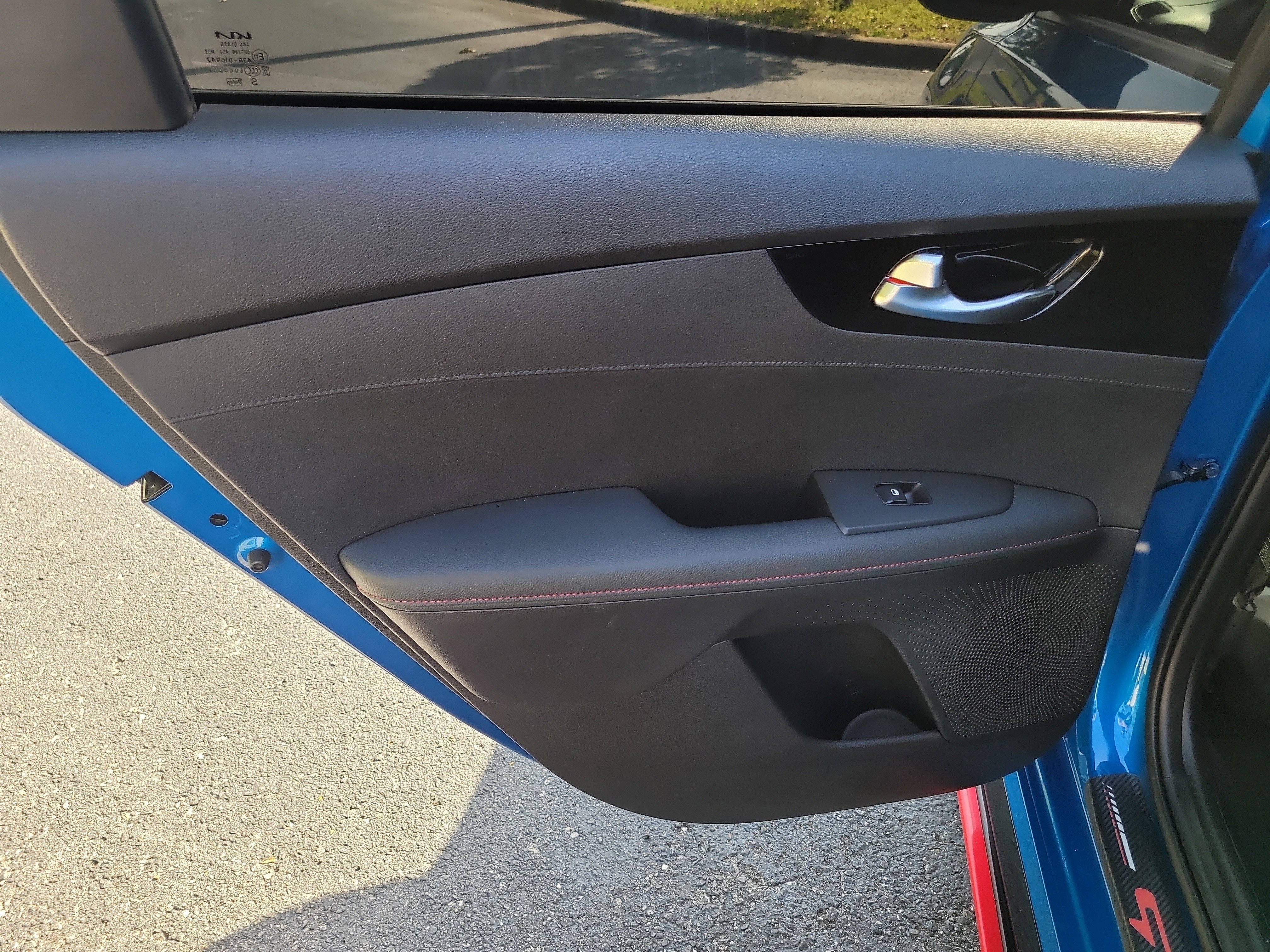 Used 2024 Kia Forte GT w/ GT2 Package image 10