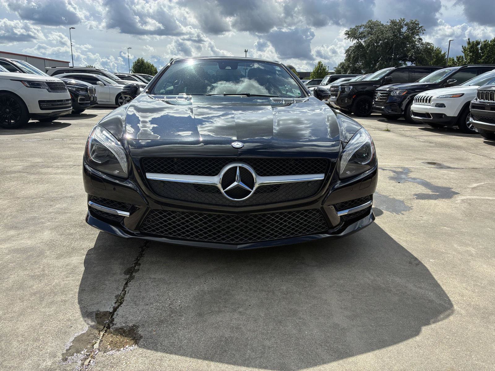 Used 2016 Mercedes-Benz SL 400 image 2