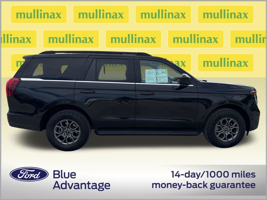 Certified 2025 Ford Expedition Active image 2