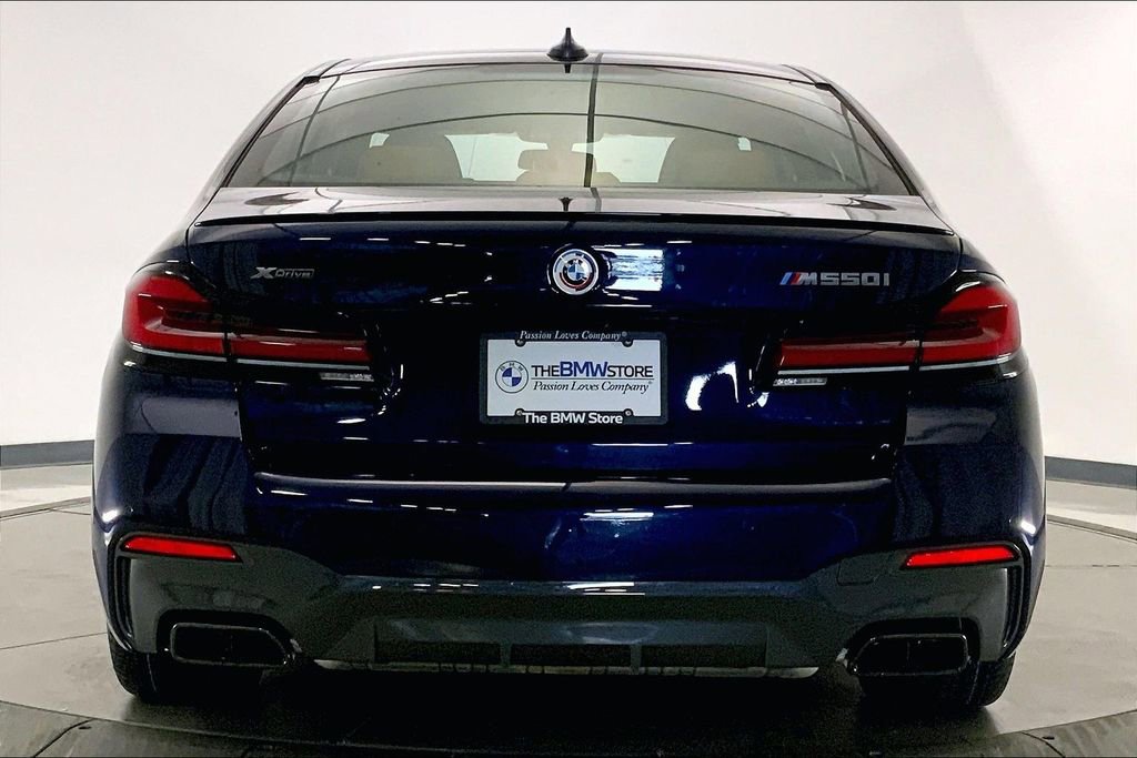 Used 2023 BMW M550i xDrive w/ Executive Package AWD/4WD image 3