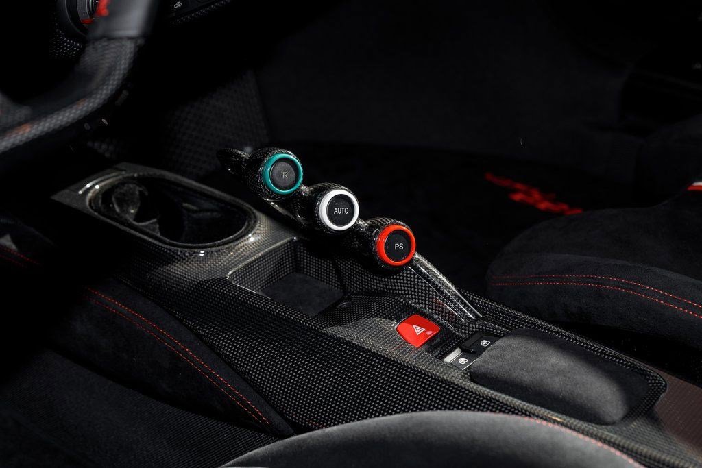 Used 2020 Ferrari 488 Pista Coupe image 22