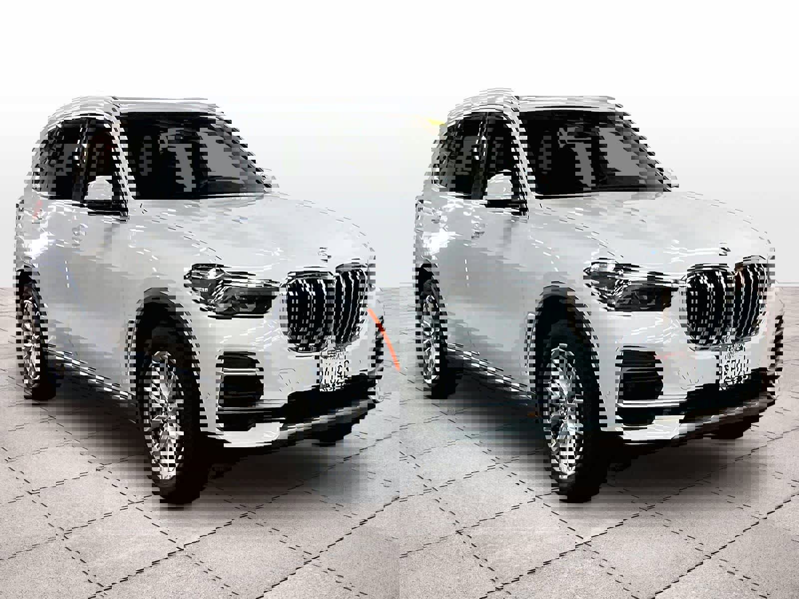 Used 2023 BMW X5 xDrive40i w/ Parking Assistance Package image 2