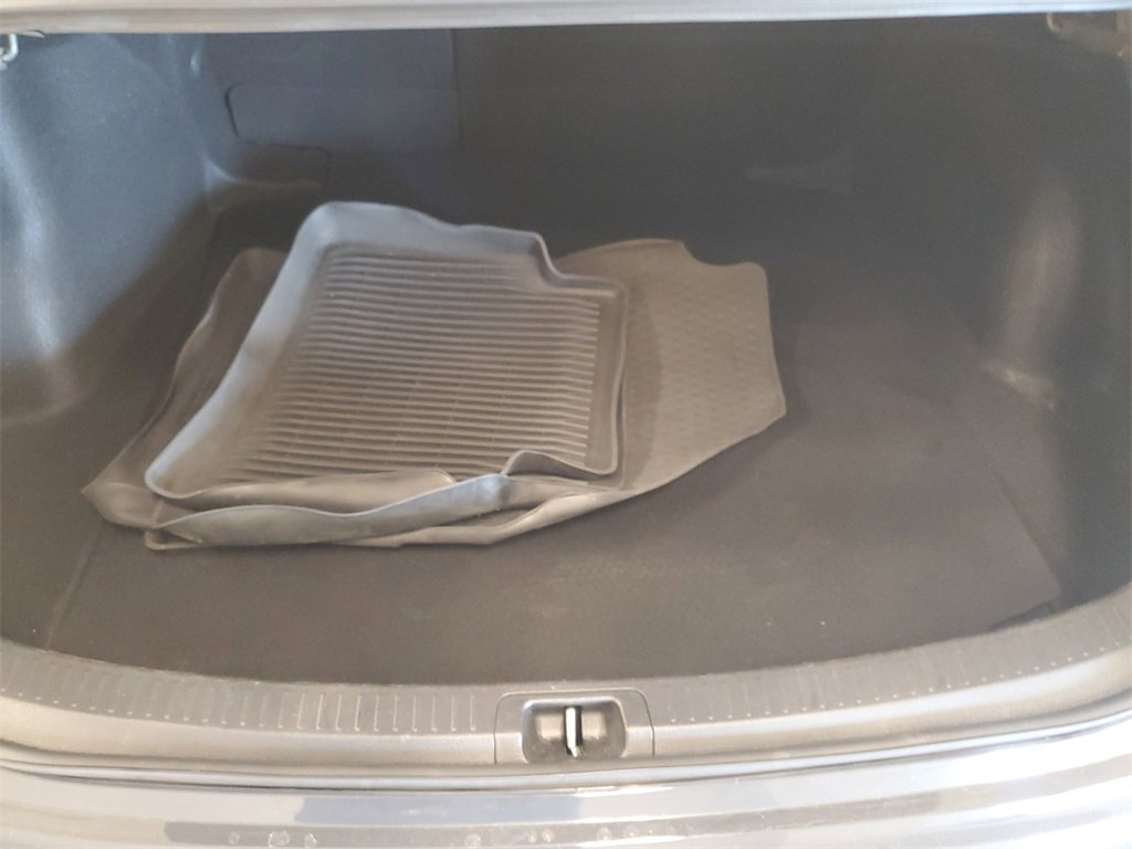 Used 2023 Toyota Corolla LE image 8