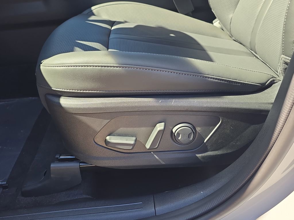 New 2026 Kia Sorento SX image 21