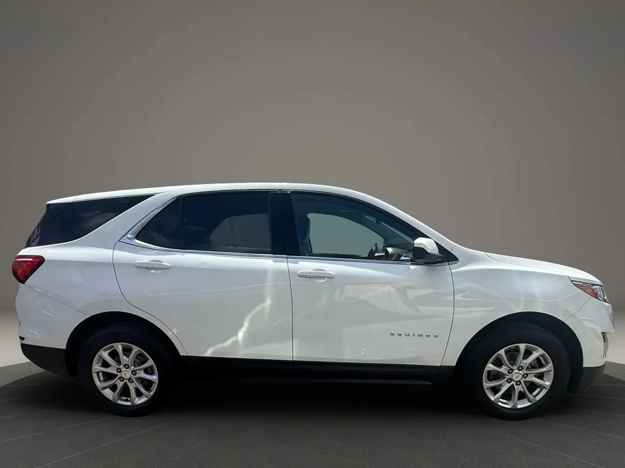 Used 2020 Chevrolet Equinox LT image 4